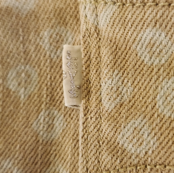 Levis women size 12 short shorts - Picture 6 of 7